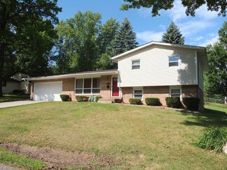 523 Proudley Ave SW, Massillon, OH 44646