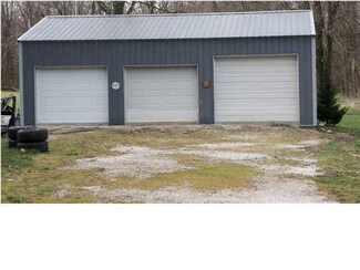 3625 E 600 S, Montgomery, IN 47558