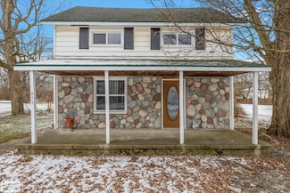 455 Garfield Rd, Fostoria, MI 48435
