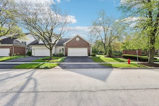 316 Spring Creek Cir Unit 384, Schaumburg, IL 60173