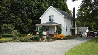 1188 Pleasant View Dr, Vandergrift, PA 15690