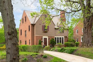 17115 Lomond Blvd, Cleveland, OH 44120