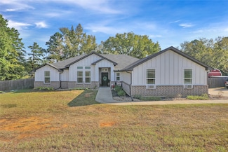 20491 State Highway 110 S, Troup, TX 75789