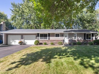 10531 Lancaster Ln N, Maple Grove, MN 55369