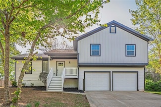 107 Hampton Dr, Dallas, GA 30132