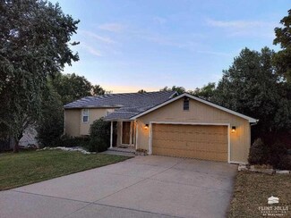 3016 Wilson Dr, Manhattan, KS 66502