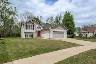 455 Manor Ridge Dr NW, Rochester, MN 55901