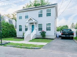24 Porter St, Springfield, MA 01104