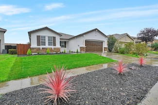 1302 Amaranth St, Plumas Lake, CA 95961