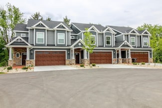 1204 S Main St Unit 10, Lake Mills, WI 53551