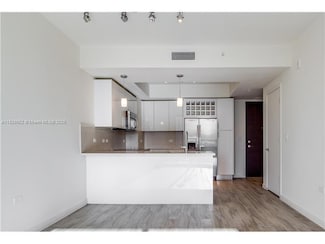 999 SW 1st Ave Unit 1810, Miami, FL 33130