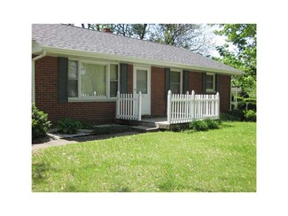 1421 Miami Dr NE, Cedar Rapids, IA 52402