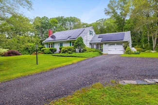 20 Windy Hill Rd, Hampton, CT 06247
