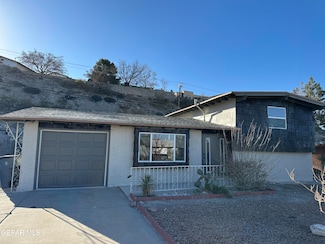 144 Mardi Gras Dr, El Paso, TX 79912