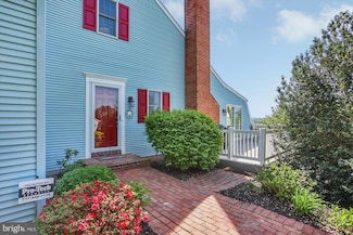 100 Carriage Hill Ln, York, PA 17406