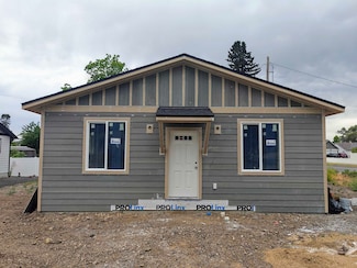 10718 E Augusta Ave, Spokane, WA 99207