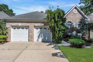 7 Shoal Rd, Jackson, NJ 08527