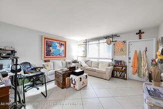 2565 S Ocean Blvd Unit 219, Palm Beach, FL 33480