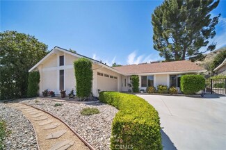 28501 Alder Peak Ave, Canyon Country, CA 91387