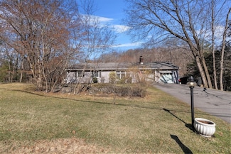 205 Cleveland Dr, Croton On Hudson, NY 10520