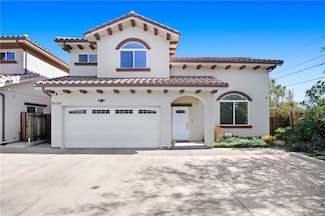 9106 Wakefield Ave, Panorama City, CA 91402
