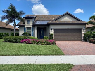 7048 Live Oak Dr, Naples, FL 34114