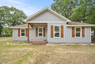 9469 Lakeland Loop, Quinlan, TX 75474