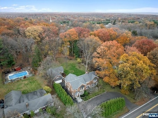 510 Sicomac Ave, Wyckoff, NJ 07481