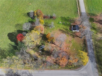11209 van Gilder Rd, Delevan, NY 14042
