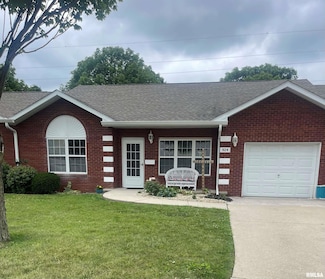 924 S Chicago St, Geneseo, IL 61254