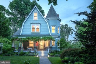 231 Kenyon Ave, Swarthmore, PA 19081
