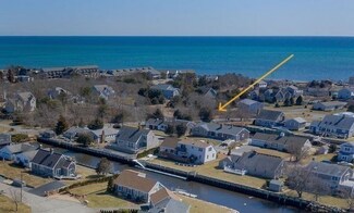 194 Pawkannawkut Dr, Yarmouth, MA 02664