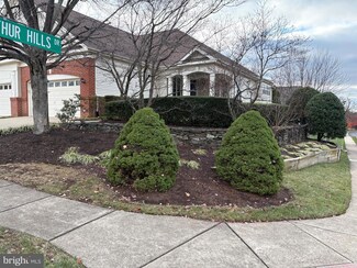 6920 Netherstone Ct, Gainesville, VA 20155