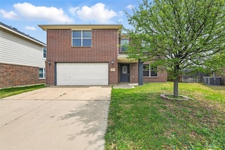 10408 Wooded Ct, Fort Worth, TX 76244