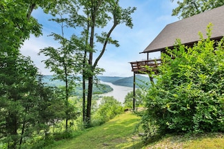 45 Benjamins Ln, Carthage, TN 37030
