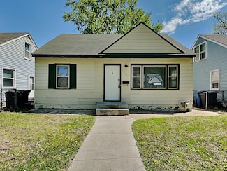 4906 Newton Ave N, Minneapolis, MN 55430