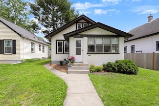1274 Marion St, Saint Paul, MN 55117