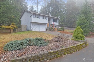 7265 Cornell Ct NW, Bremerton, WA 98311