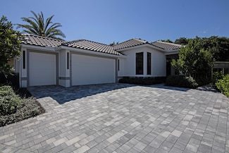 2579 Players Ct, Wellington, FL 33414