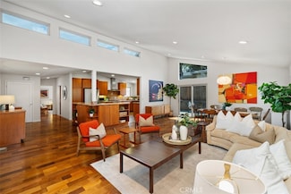 2377 Silver Ridge Ave, Los Angeles, CA 90039