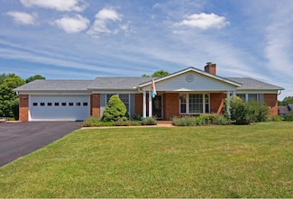 133 Sunshine Dr, Lewisburg, WV 24901