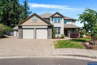 606 Shadow Ridge Ct, Silverton, OR 97381