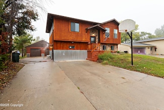 5305 Gunpowder St, Gillette, WY 82718