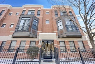 947 W 14th Place Unit 3A, Chicago, IL 60608