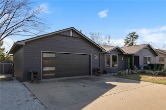 26 Indian Wells Dr, Eureka Springs, AR 72631