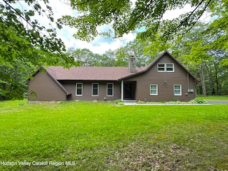 173 Valley Rd, Catskill, NY 12414