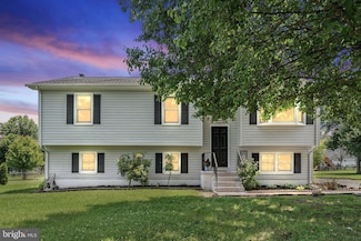 6829 Crescent Ridge Ct, Bealeton, VA 22712