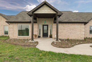 317 Illinois St, Rhome, TX 76078