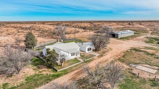 330 County Road 143, Loop, TX 79342