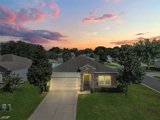 745 Andrew St, Eustis, FL 32726